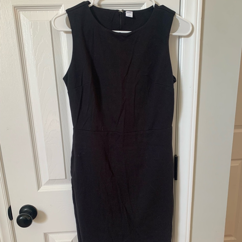 Women’s Old Navy Black Sheath Dress Size Small Minimalist 17” Pit to Pit